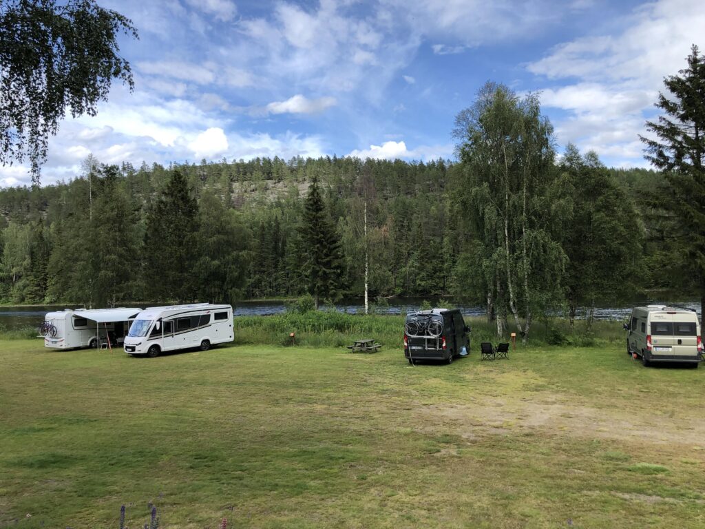 Holman Camping