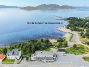 Ulsvåg Gjestgiveri og Fjordcamping